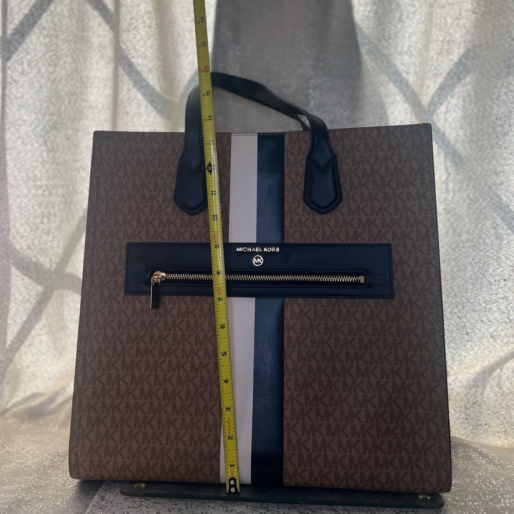 Kempner Large Logo Stripe Tote Bag. 100% original. Strap not included